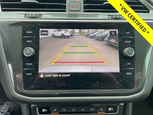 Used 2021 Volkswagen Tiguan SE w/ Panoramic Sunroof Package AWD/4WD image 21