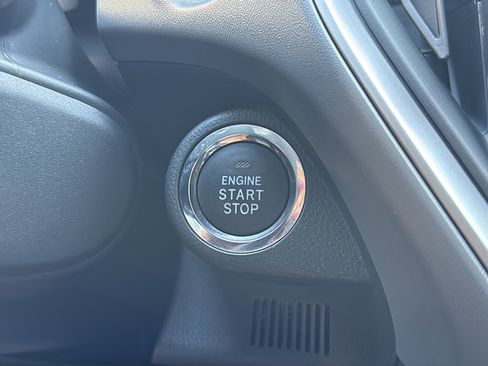 Certified 2024 Subaru Crosstrek 2.0i Premium AWD/4WD image 30