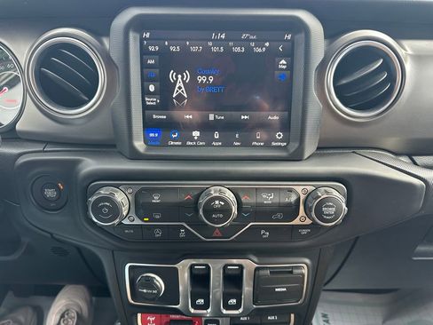 Used 2020 Jeep Wrangler Rubicon image 13