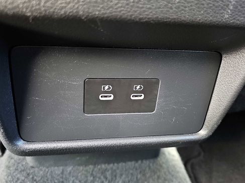 Used 2024 Nissan Rogue SV AWD/4WD image 11