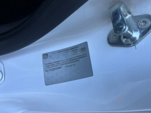 Used 2015 Chevrolet Camaro LT image 26