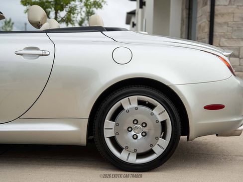 Used 2003 Lexus SC 430 Convertible RWD image 5