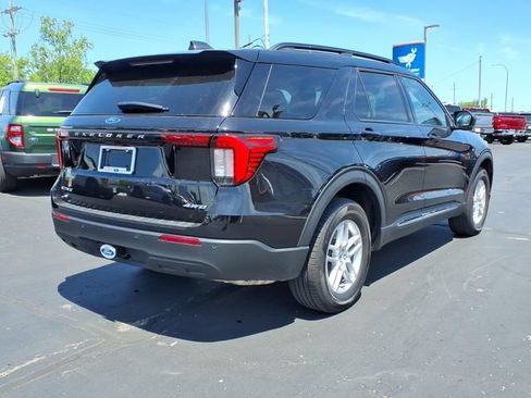 Certified 2025 Ford Explorer Active AWD/4WD image 10
