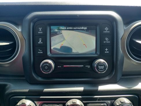 Used 2018 Jeep Wrangler Unlimited Sport w/ Dual Top Group AWD/4WD image 26