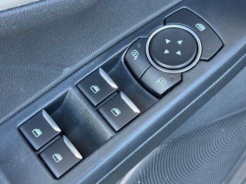 Used 2022 Ford Escape SEL image 13