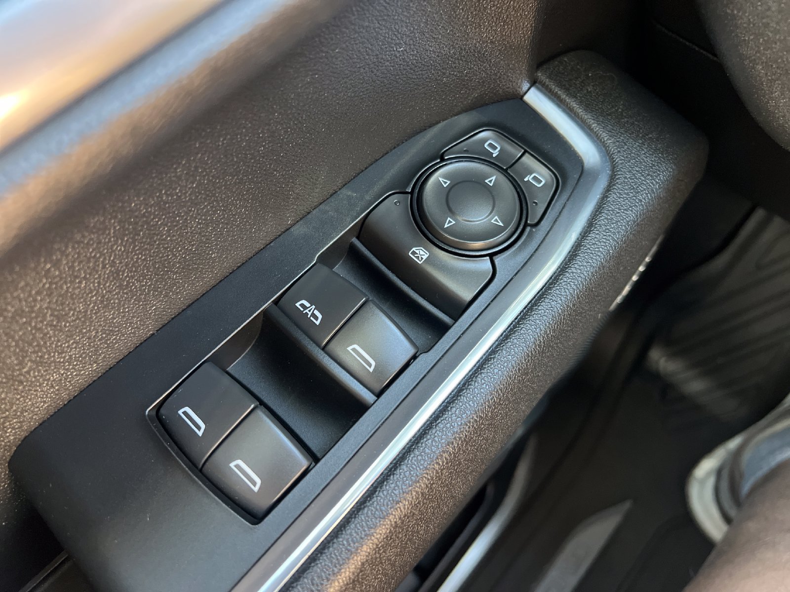 Used 2025 GMC Sierra 1500 Elevation w/ Preferred Package AWD/4WD image 23