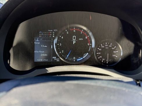 Used 2015 Lexus RC F image 37