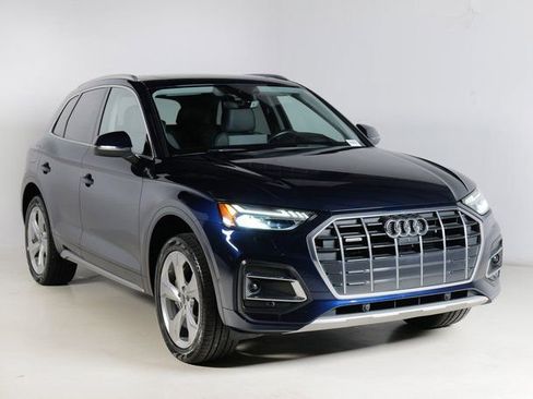 Used 2021 Audi Q5 Prestige w/ Prestige Package image 1