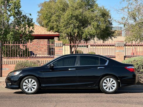 Used 2015 Honda Accord EX-L image 3