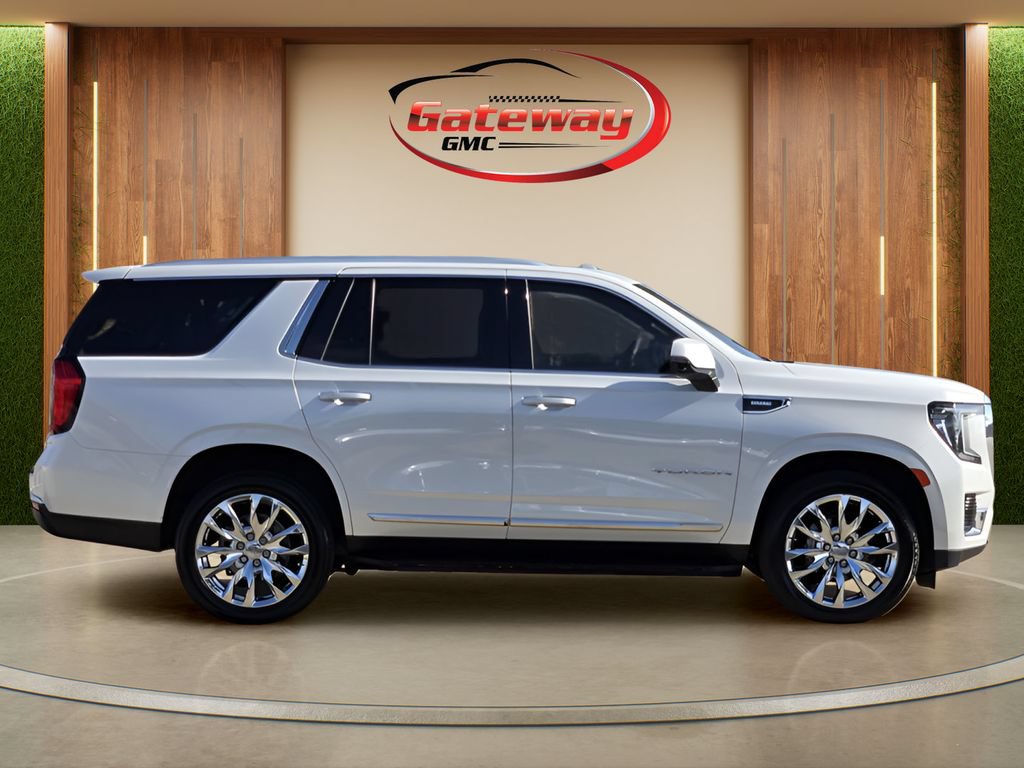 Used 2023 GMC Yukon SLT w/ SLT Luxury Package AWD/4WD image 7