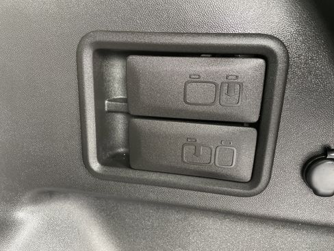 Certified 2023 GMC Terrain AT4 image 29