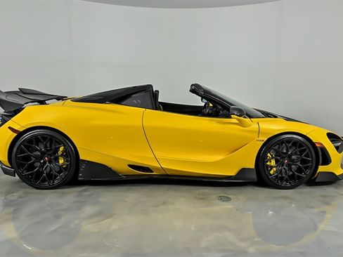 Used 2022 McLaren 720S Luxury RWD image 20