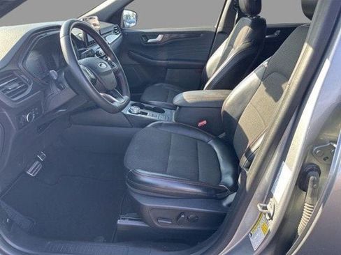 Certified 2024 Ford Escape ST-Line AWD/4WD image 2