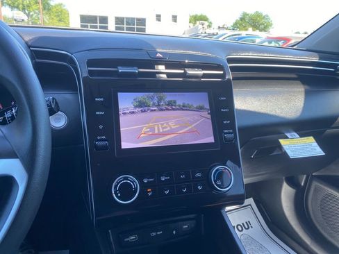 Certified 2023 Hyundai Tucson SEL AWD/4WD image 12