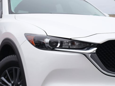 Used 2021 MAZDA CX-5 Touring image 31