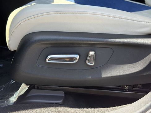 Used 2025 Acura ADX A-Spec FWD image 23