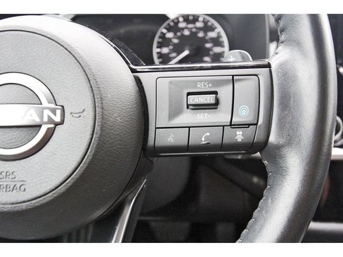 Used 2023 Nissan Pathfinder SL FWD image 14
