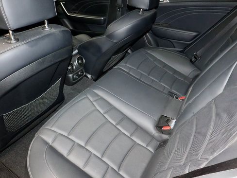 Used 2023 Kia Stinger GT2 image 23