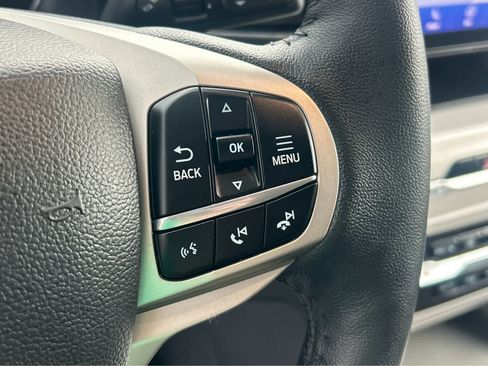 Used 2023 Ford Explorer XLT w/ Equipment Group 202A image 24