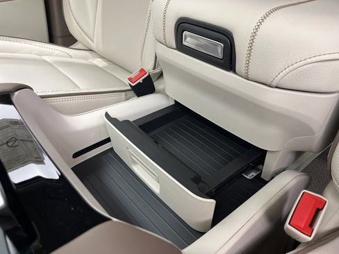 New 2026 GMC Yukon XL Denali w/ Sun & Power Step Package image 21