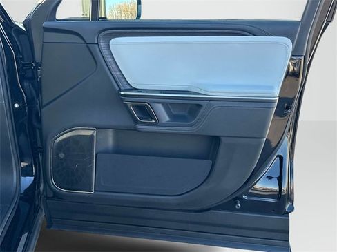 Used 2023 Rivian R1S Adventure image 22