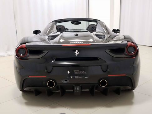 Used 2019 Ferrari 488 Spider RWD image 4