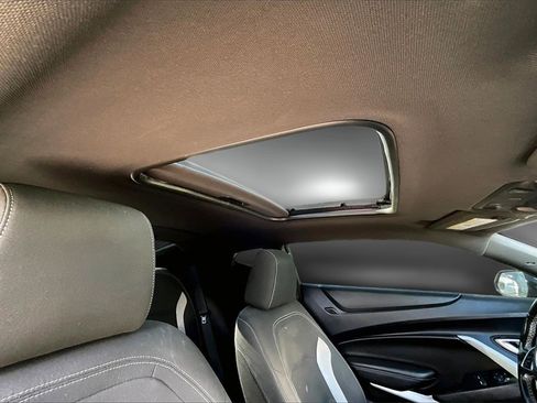 Used 2022 Chevrolet Camaro LT image 26