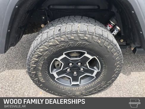 Used 2023 Jeep Gladiator Mojave w/ Cold Weather Group image 26