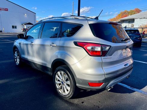 Used 2018 Ford Escape Titanium w/ Ford Safe & Smart Package image 4