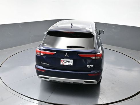Used 2024 Mitsubishi Outlander SE image 49
