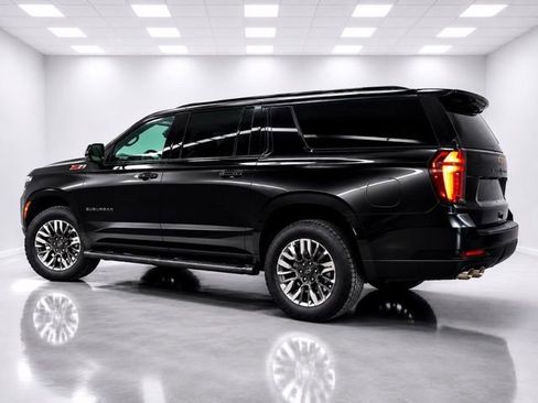 Used 2026 Chevrolet Suburban Z71 w/ Comfort Package AWD/4WD image 5