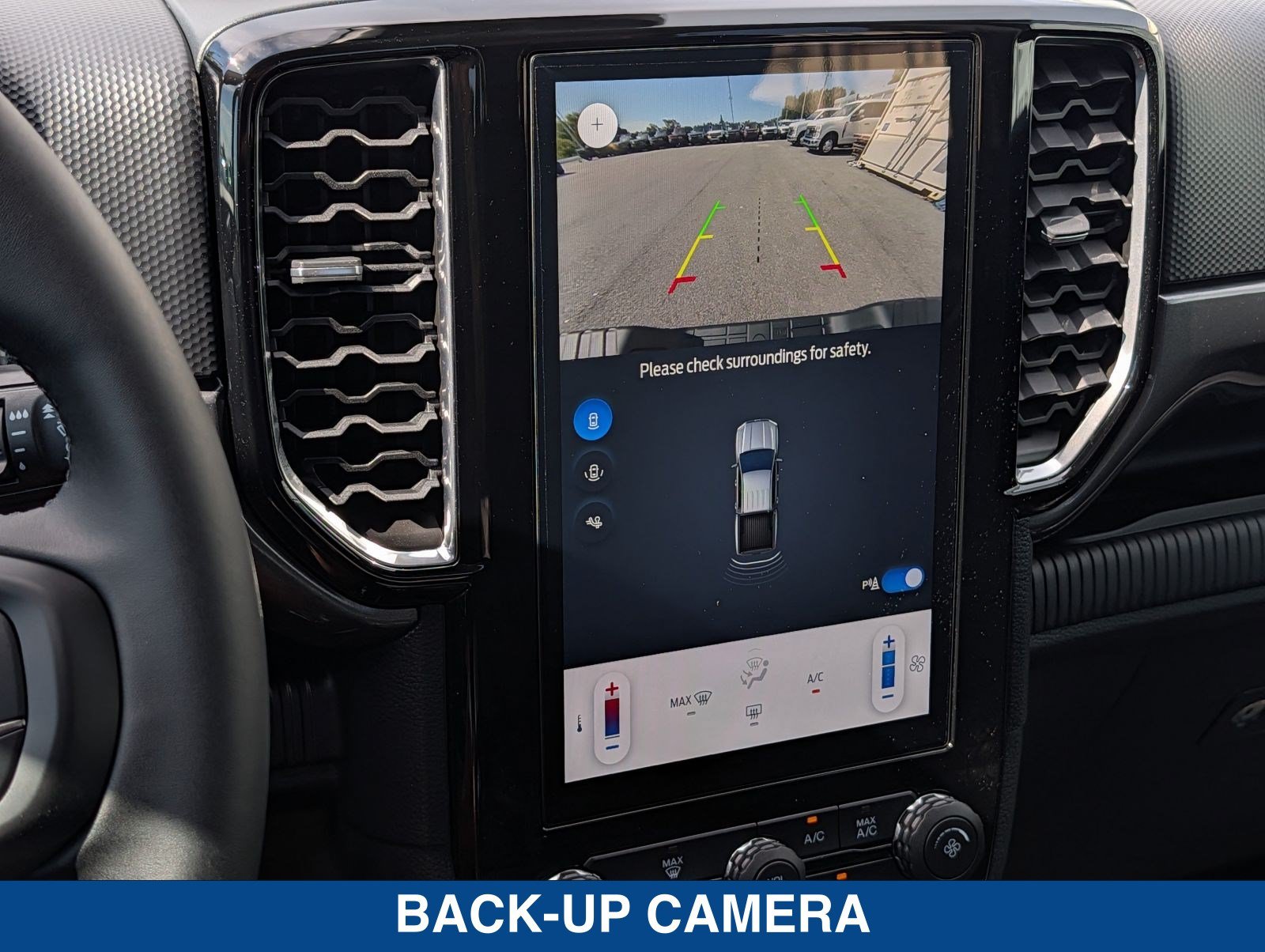 New 2026 Ford Ranger XLT w/ Black Appearance Package RWD image 31