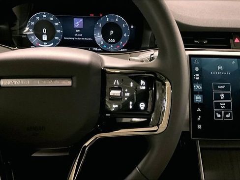 Certified 2026 Land Rover Range Rover Evoque S image 21