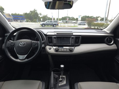 Used 2016 Toyota RAV4 Limited FWD image 17