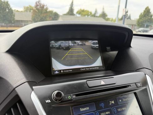 Used 2017 Acura MDX SH-AWD image 10