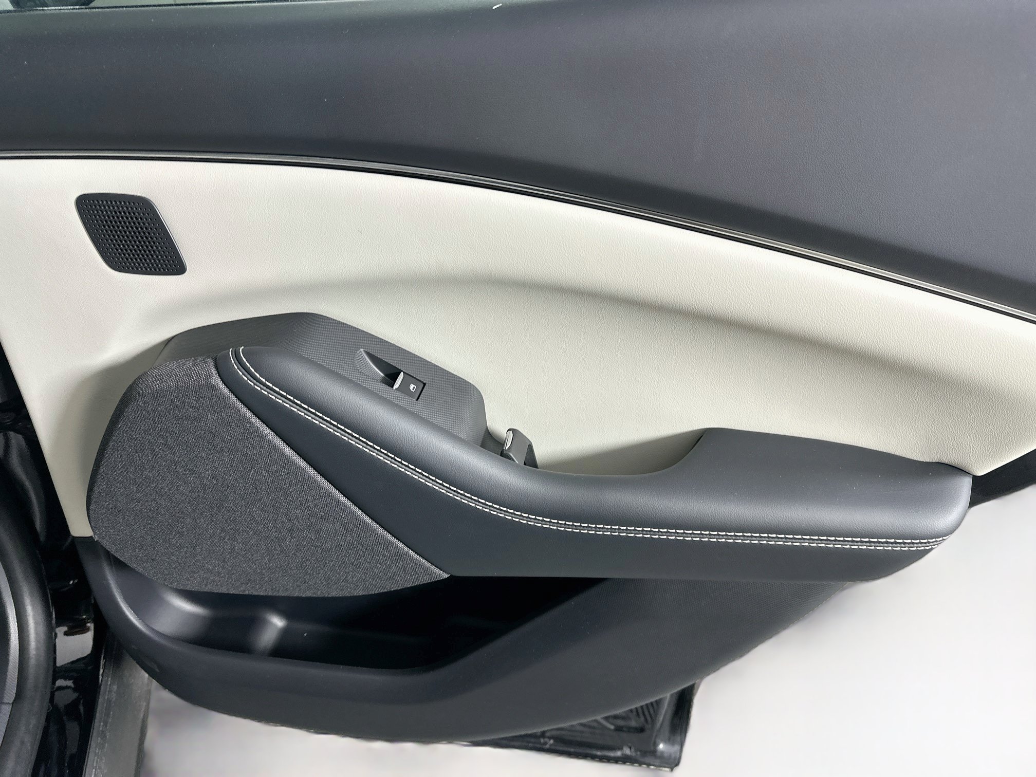Used 2023 Ford Mustang Mach-E Premium RWD image 30