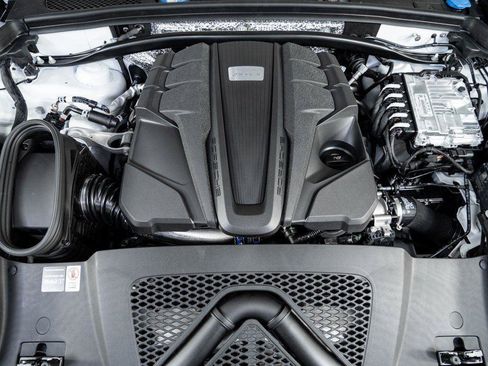 New 2026 Porsche Macan S AWD/4WD image 35