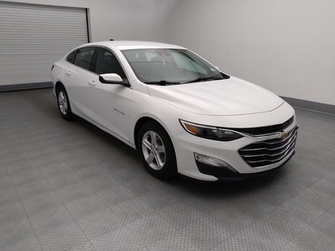 Used 2021 Chevrolet Malibu LS w/ Driver Confidence Package II FWD image 13