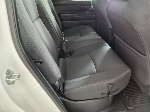 Used 2025 Toyota Tacoma SR5 AWD/4WD image 26