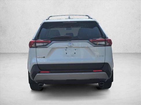 Used 2025 Toyota RAV4 Limited FWD image 5