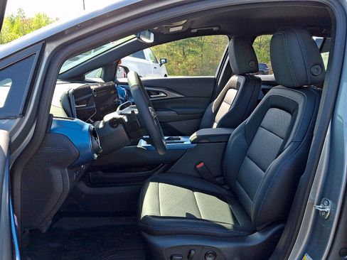 New 2026 Chevrolet Equinox EV LT FWD image 10