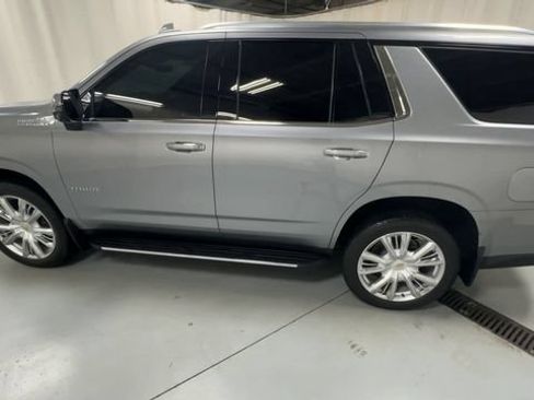 Used 2024 Chevrolet Tahoe High Country AWD/4WD image 5