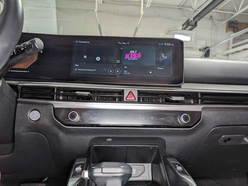 Certified 2025 Kia Sorento X-Line EX AWD/4WD image 36