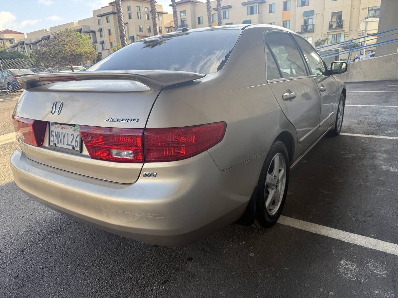 Used 2005 Honda Accord EX image 3