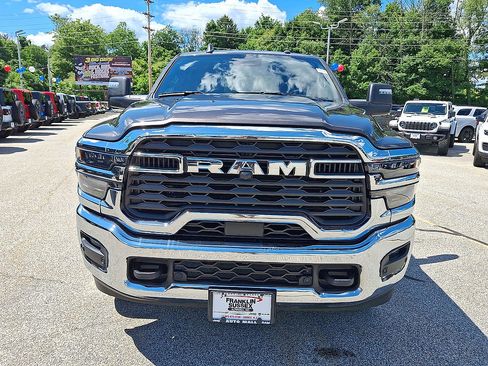 Used 2025 RAM 2500 Big Horn AWD/4WD image 28