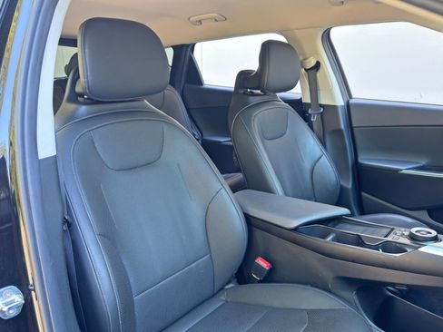 Used 2022 Kia EV6 Wind w/ Wind Technology Package image 38