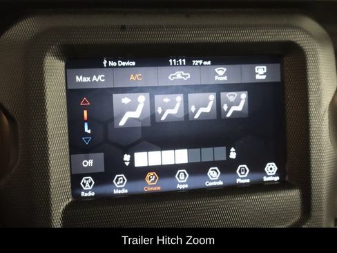 Used 2023 Jeep Gladiator Sport AWD/4WD image 30