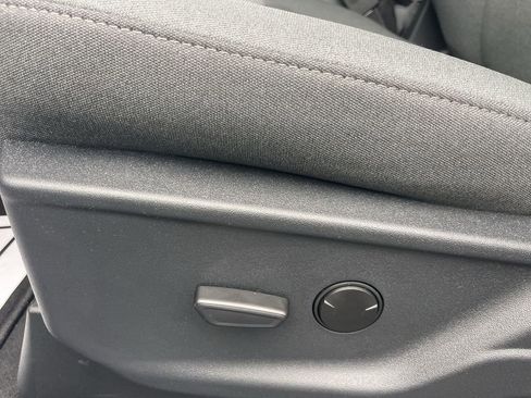 New 2026 Ford F250 XLT w/ XLT Premium Package image 18