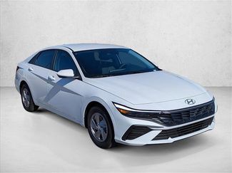 New 2026 Hyundai Elantra SE w/ Cargo Package video 3