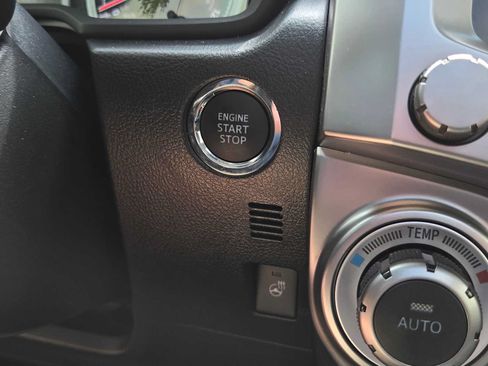 Used 2024 Toyota 4Runner Limited AWD/4WD image 34
